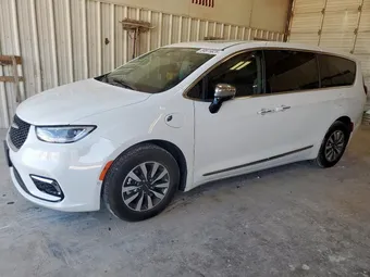2023 Chrysler Pacifica Hybrid 2C4RC1S78PR543806
