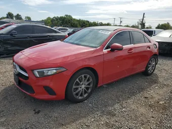 2020 Mercedes-Benz A-Class W1K3G4FB4LW046995