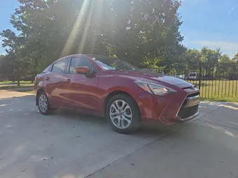 2018 Toyota Yaris 3MYDLBYV5JY315051