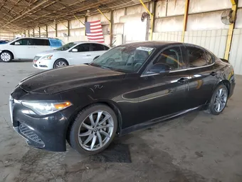 2017 Alfa Romeo Giulia ZARFAEBN8H7538158