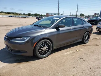 2016 Chrysler 200 1C3CCCDG6GN163136