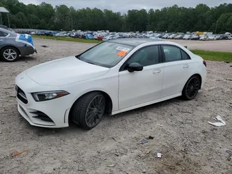 2021 Mercedes-Benz A-Class W1K3G4EB9MJ289685