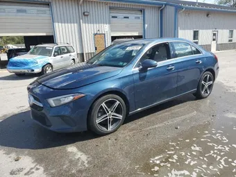 2021 Mercedes-Benz A-Class W1K3G4FB0MJ254922