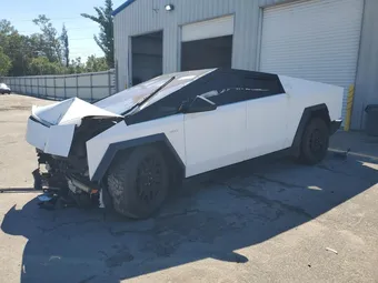 2024 Tesla Cybertruck 7G2CEHEE5RA011022