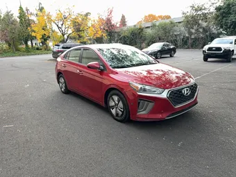 2022 Hyundai Ioniq KMHC65LC6NU275429