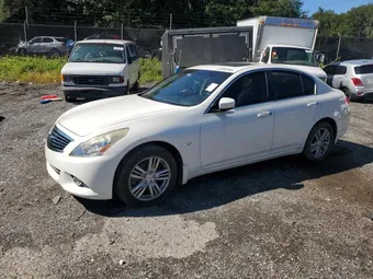 2015 Infiniti Q40 JN1CV6AR2FM522485