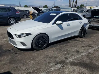 2020 Mercedes-Benz A-Class W1K3G4EB2LJ228404