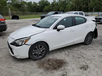 2019 Toyota Yaris 3MYDLBYV9KY521586