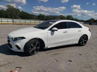 2019 Mercedes-Benz A-Class WDD3G4FB4KW004650