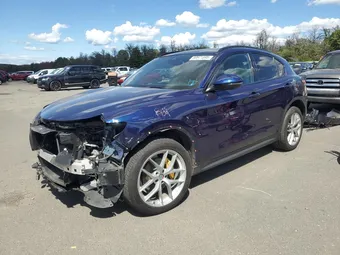 2018 Alfa Romeo Stelvio ZASFAKNN4J7B99626