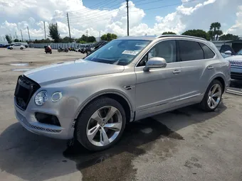 2020 Bentley Bentayga SJAAJ2ZV8LC027785