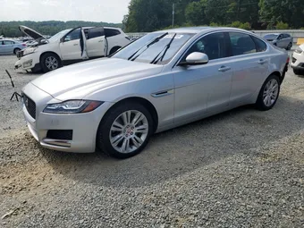 2017 Jaguar XF SAJBJ4BV7HCY50743