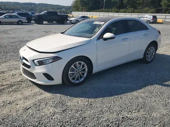 2020 Mercedes-Benz A-Class W1K3G4EB8LW046483
