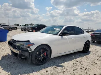 2019 Alfa Romeo Giulia ZARFAMBN4K7608921