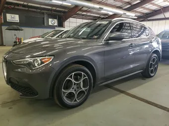 2018 Alfa Romeo Stelvio ZASFAKAN6J7B62373