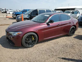 2017 Alfa Romeo Giulia ZARFAEBN8H7558166