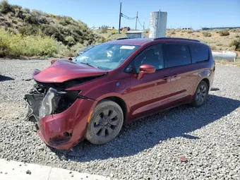2020 Chrysler Pacifica Hybrid 2C4RC1L73LR263381