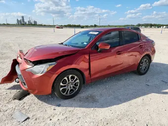 2019 Toyota Yaris 3MYDLBYV7KY509873