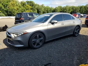 2021 Mercedes-Benz A-Class W1K3G4EB1MJ255000