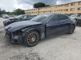 2018 Maserati Quattroporte ZAM56YRL3J1274008