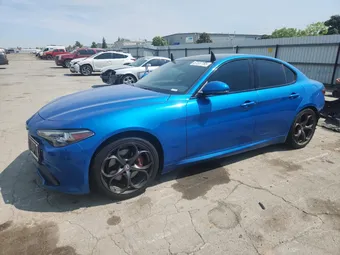 2019 Alfa Romeo Giulia ZARFAMBNXK7605022