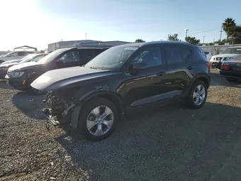 2022 Volvo XC40 YV4162UKXN2763095