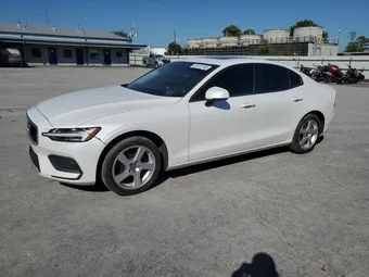 2020 Volvo S60 7JRA22TK4LG072405