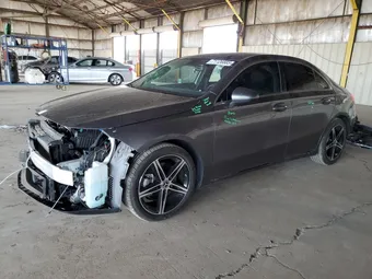 2022 Mercedes-Benz A-Class W1K3G4EB5NJ326698