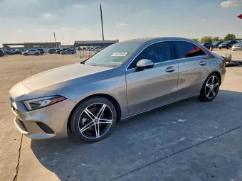 2019 Mercedes-Benz A-Class WDD3G4EB8KW021663