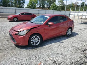 2018 Toyota Yaris 3MYDLBYV4JY318118