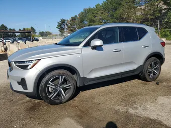 2024 Volvo XC40 YV4L12UK9R2335841
