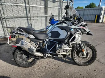 2024 BMW R-Series WB10M1307R6J53388