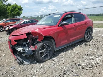 2021 Alfa Romeo Stelvio ZASPAKAN0M7D12292