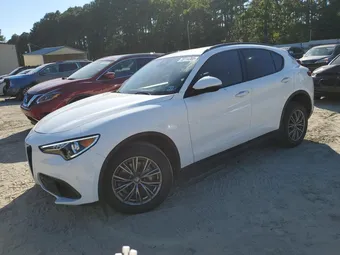 2022 Alfa Romeo Stelvio ZASPAKAN7N7D38583