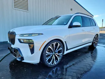 2024 BMW X7 5UX23EM01R9T88936