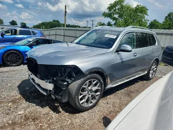 2025 BMW X7 5UX23EM05S9W32948