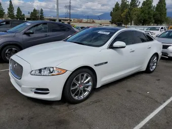 2015 Jaguar XJ-Series SAJWA1CZ5F8V83202