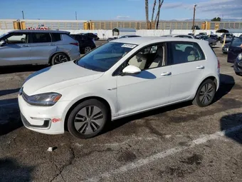 2016 Volkswagen e-Golf WVWPP7AU2GW914858