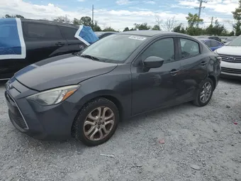 2017 Toyota Yaris 3MYDLBYV8HY150476
