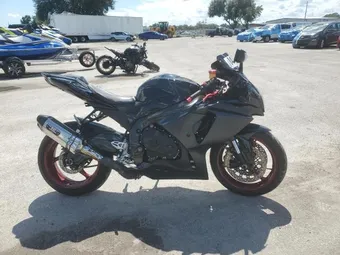 2014 Suzuki GSXR1000 JS1GT78A7E2101716