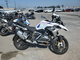 2023 BMW R-Series WB10M0308P6H86217
