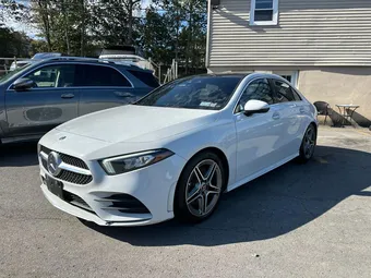 2020 Mercedes-Benz A-Class WDD3G4FB1LW039602