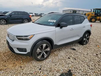 2022 Volvo XC40 YV4ED3URXN2685864
