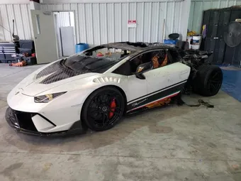 2018 Lamborghini ZHWUD4ZF8JLA08913