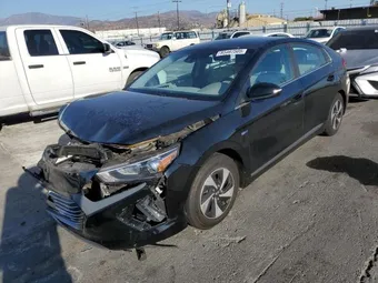 2019 Hyundai Ioniq KMHC75LC0KU136616