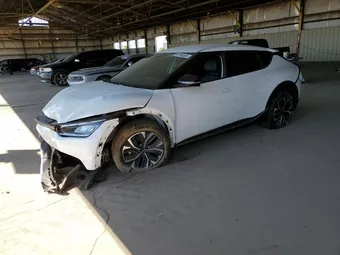 2022 Kia EV6 KNDC34LBXN5078370