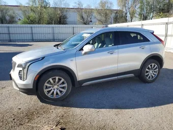 2022 Cadillac XT4 1GYFZDR42NF135962