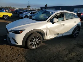 2018 Mazda CX-3 JM1DKFD7XJ0304489