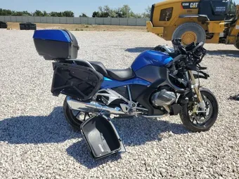 2021 BMW R-Series WB10L0300M6E03742