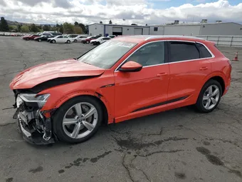 2019 Audi e-tron WA1VAAGEXKB017089